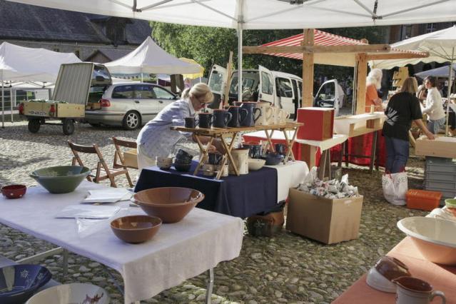 marche-artisanal-de-romainmotier_DEFAULT.jpg
