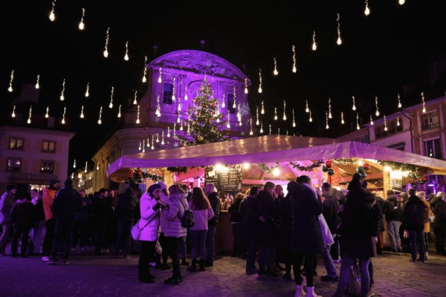 marche-de-noel-d-yverdon-les-bains_DEFAULT.jpg