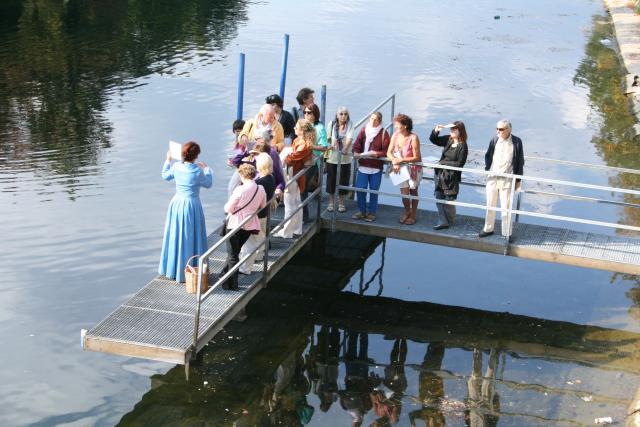 au-fil-de-l-eau-pont-de-gleyre-ylb_DEFAULT.jpg