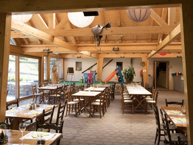 ylbr-vallorbe-restaurant-juraparc-cjuraparc5_DEFAULT.jpg