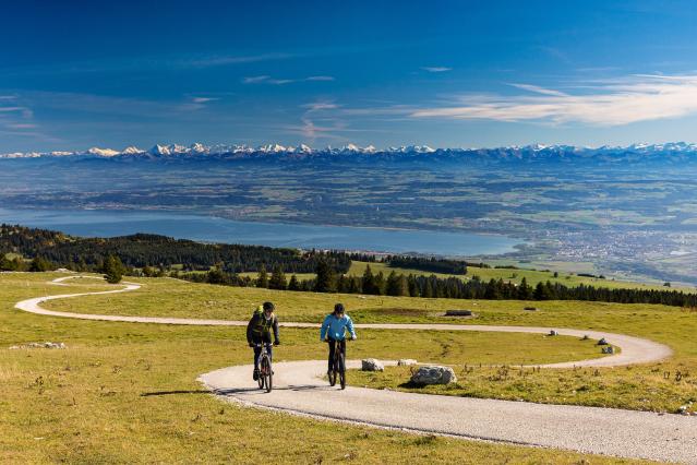 ylbr-le-chasseron-vtt-c-vincent-bourrut-www-vincentbourrut-ch_DEFAULT.jpg