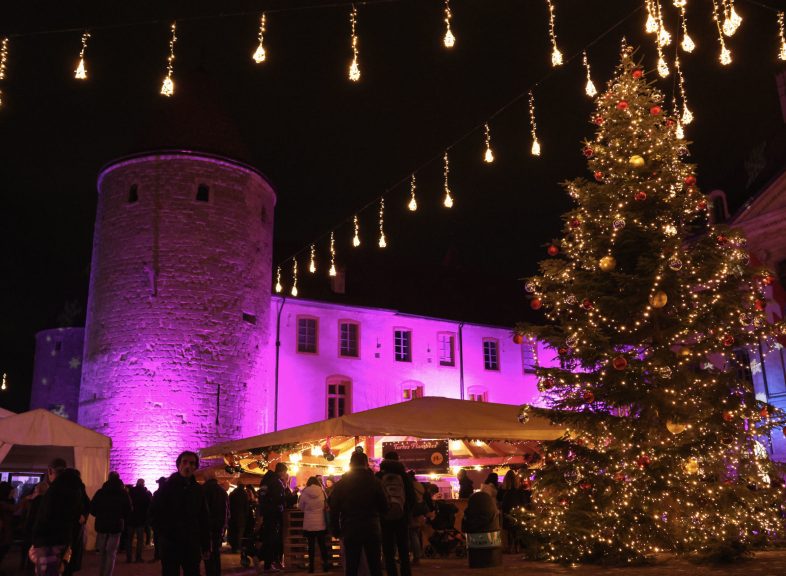 Marché de Noël Yverdon-les-Bains soirée © ADNV - Lionel Bourgeois