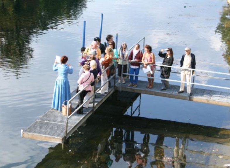 au-fil-de-l-eau-pont-de-gleyre-ylb_DEFAULT.jpg